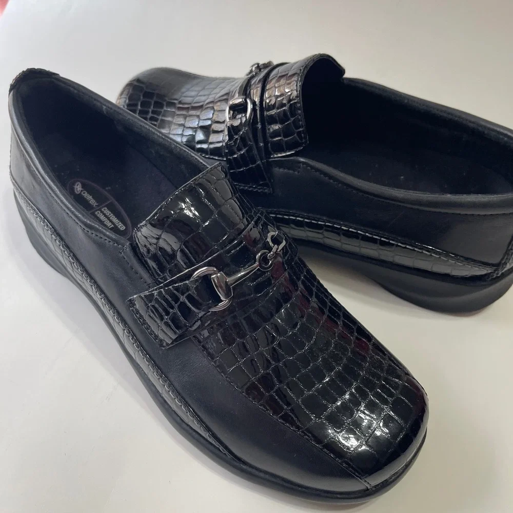 Aetrex E250W Loafers Womens 8 XW Black Croc Leather Bit Detail Comfort Shoes